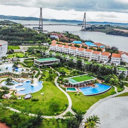 Sagulung Harris Resort Barelang Batam מראה חיצוני תמונה