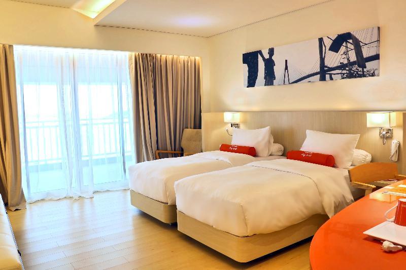 Sagulung Harris Resort Barelang Batam מראה חיצוני תמונה