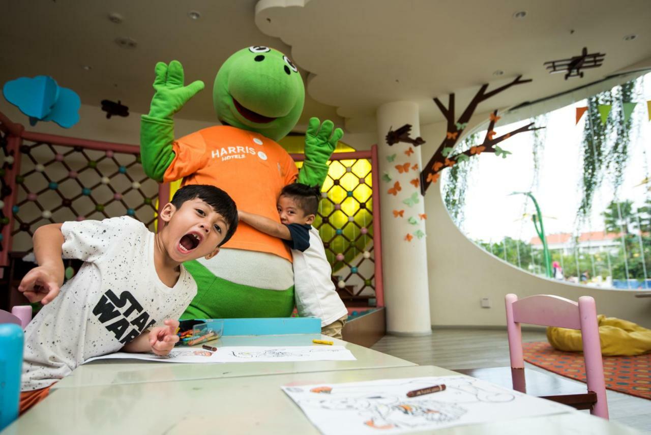 Sagulung Harris Resort Barelang Batam מראה חיצוני תמונה